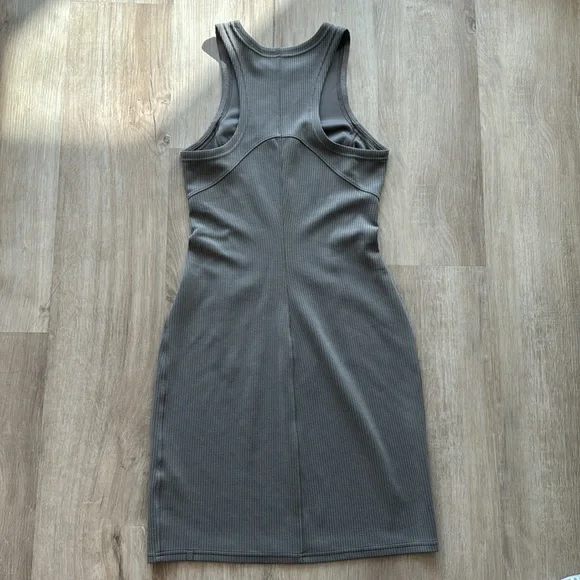 Lululemon Ribbed Softstreme Slim-Fit Tank Dress sz 4 - Picture 4 of 12